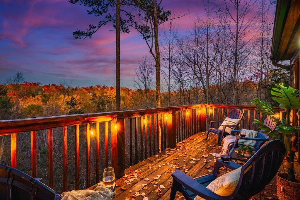 Honeymoon View, Firepit, Hottub, 2 Master Ensuites Sevierville Exterior photo